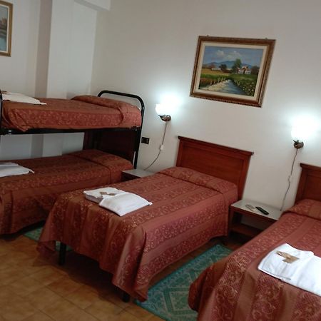 Hotel Garden Nuraminis Zewnętrze zdjęcie