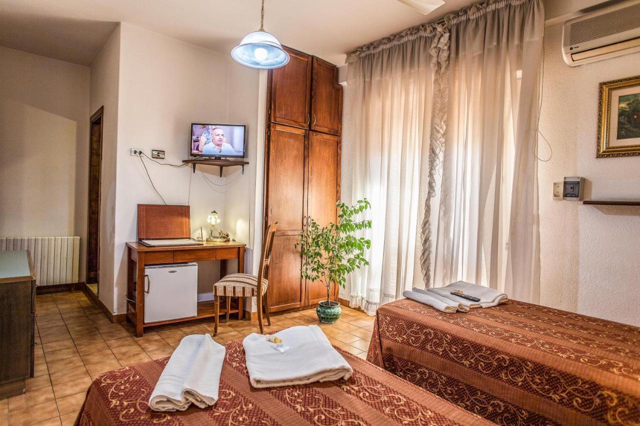 Hotel Garden Nuraminis Zewnętrze zdjęcie