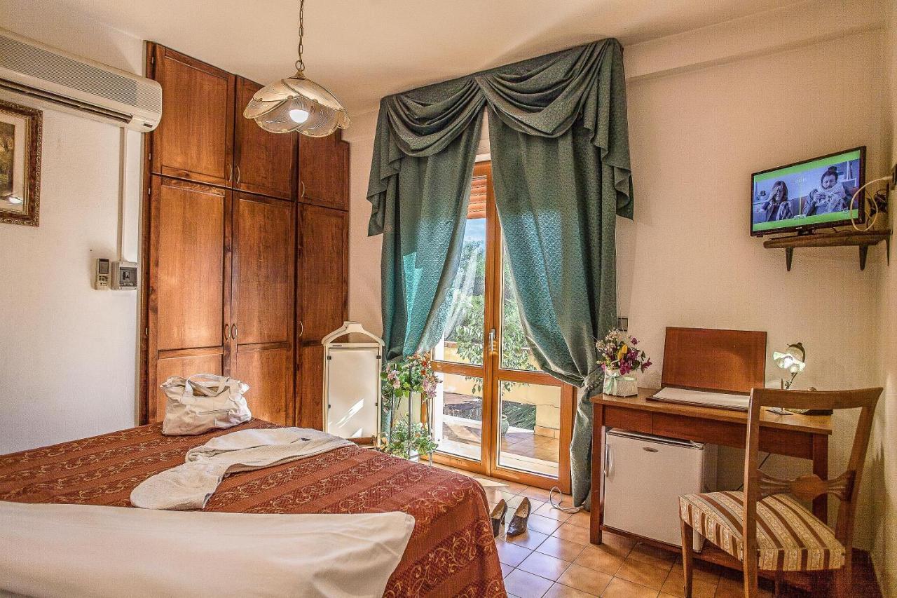 Hotel Garden Nuraminis Zewnętrze zdjęcie