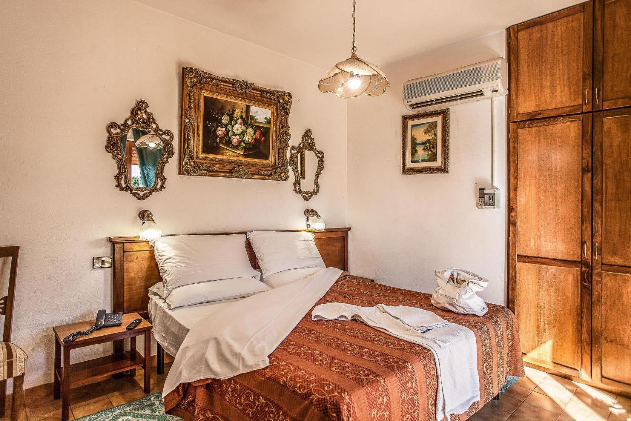 Hotel Garden Nuraminis Zewnętrze zdjęcie