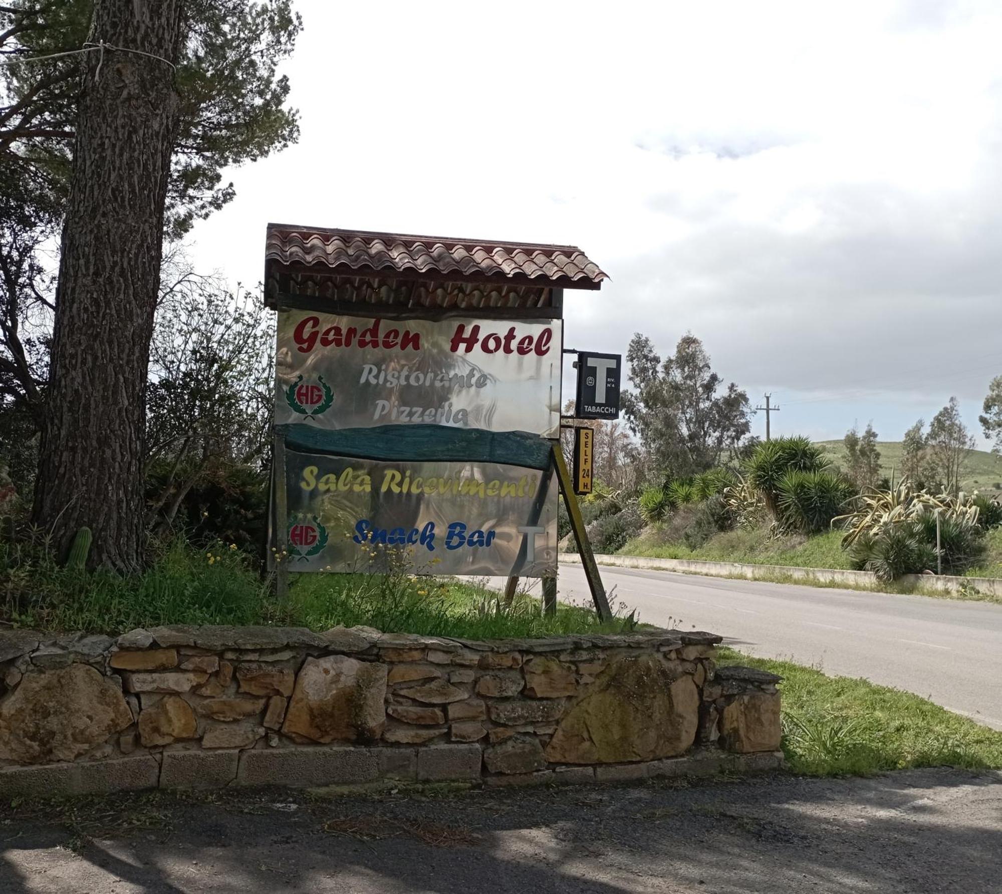 Hotel Garden Nuraminis Zewnętrze zdjęcie
