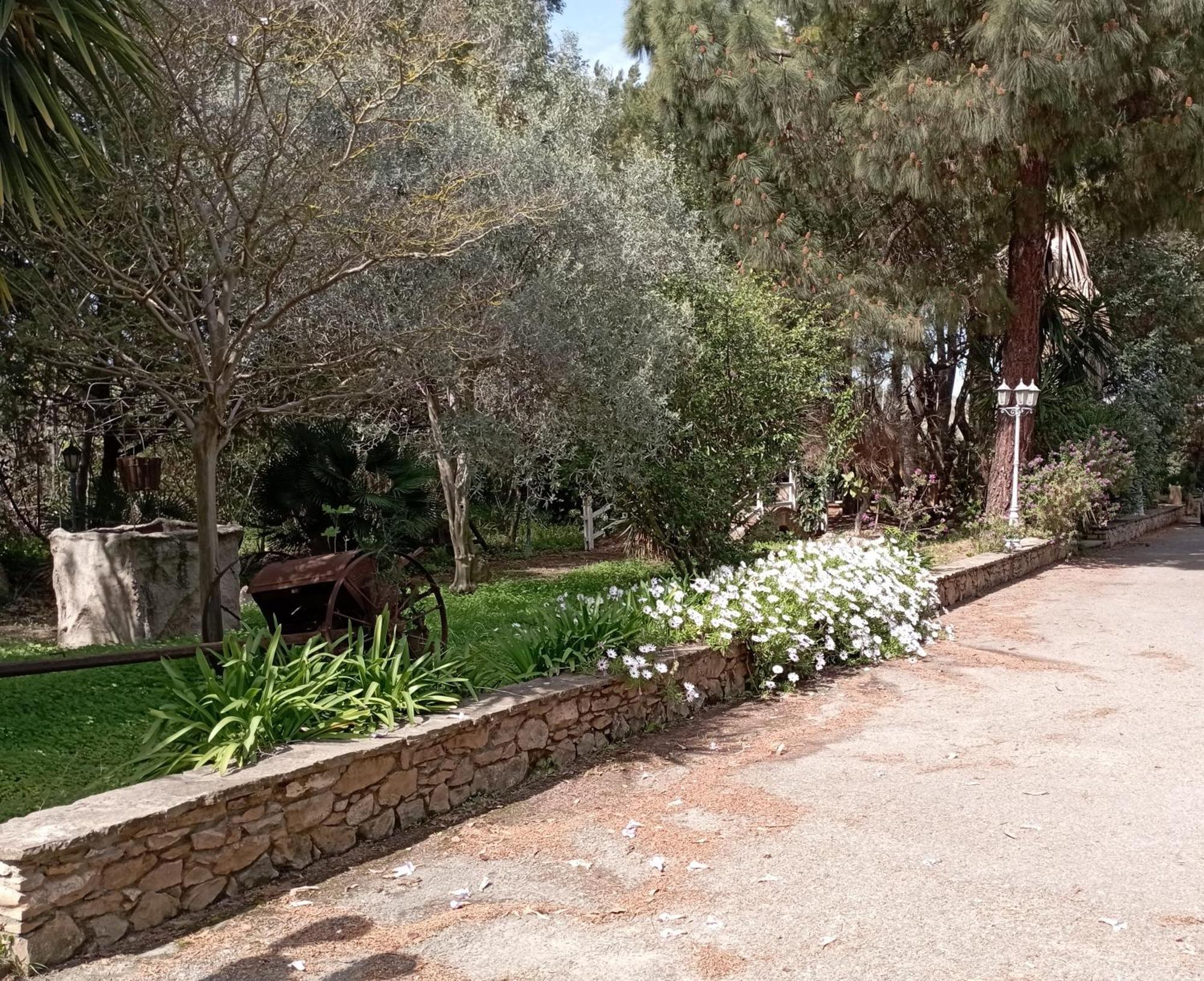 Hotel Garden Nuraminis Zewnętrze zdjęcie
